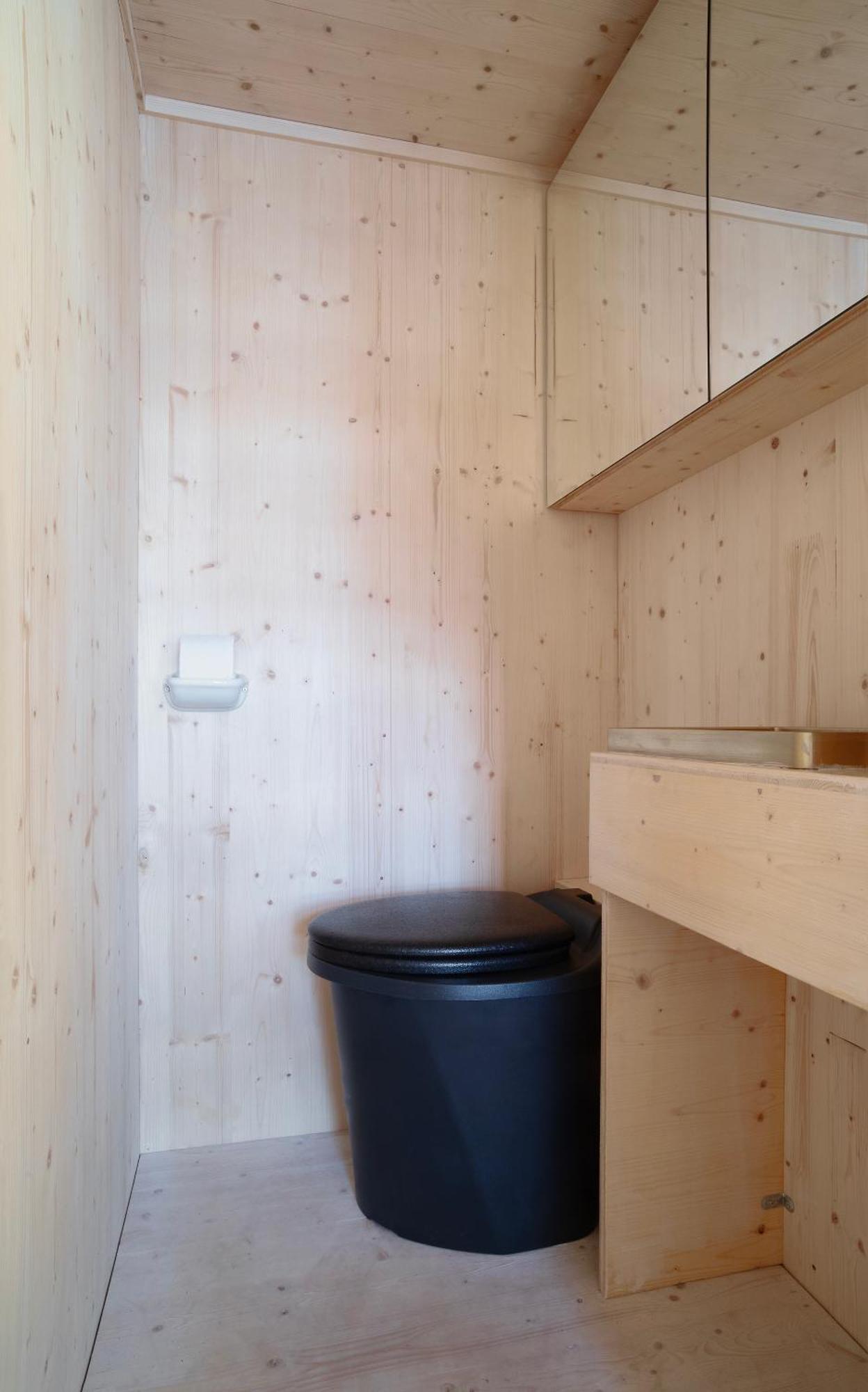Majamaja Helsinki Off-Grid Retreatゲストハウス エクステリア 写真